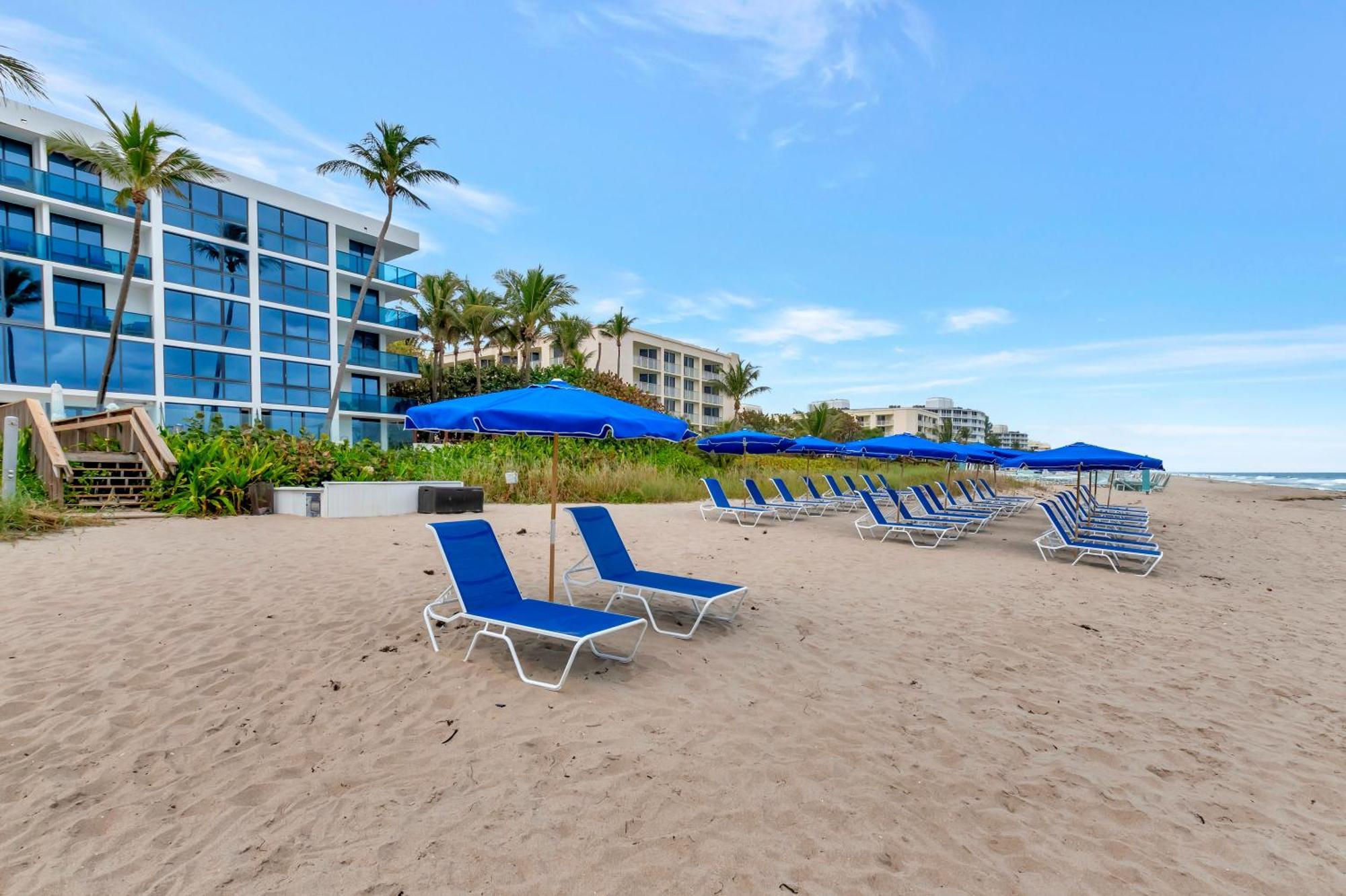 Tideline Palm Beach Ocean Resort And Spa Exterior foto